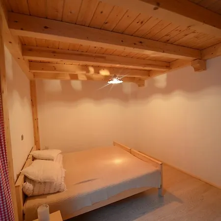 Apartment Mojca *